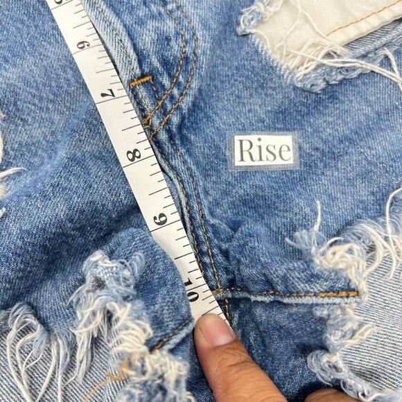 Levi's 501 100% Cotton Cutoff Extra Distressed Button Fly Shorts Women's 27 - Picture 10 of 11